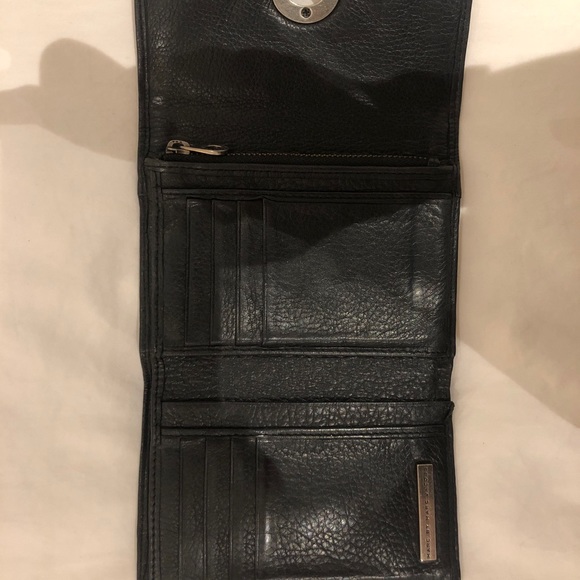 Marc by Marc Jacobs small black wallet - Picture 3 of 3
